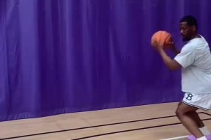 @马刺球迷！网友恶搞：你能看出这是哪个球员吗？